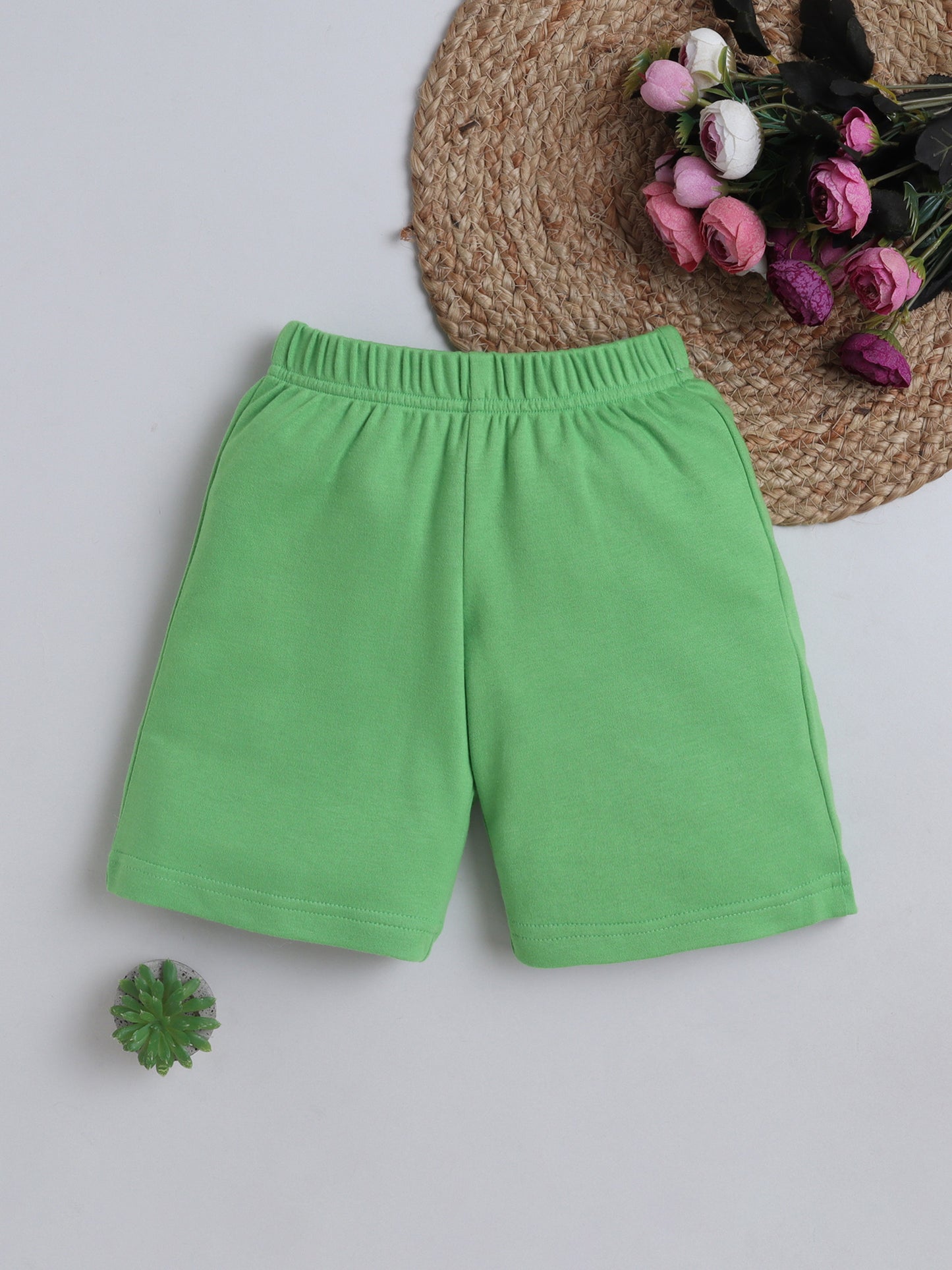 Unisex Solid Shorts - Green